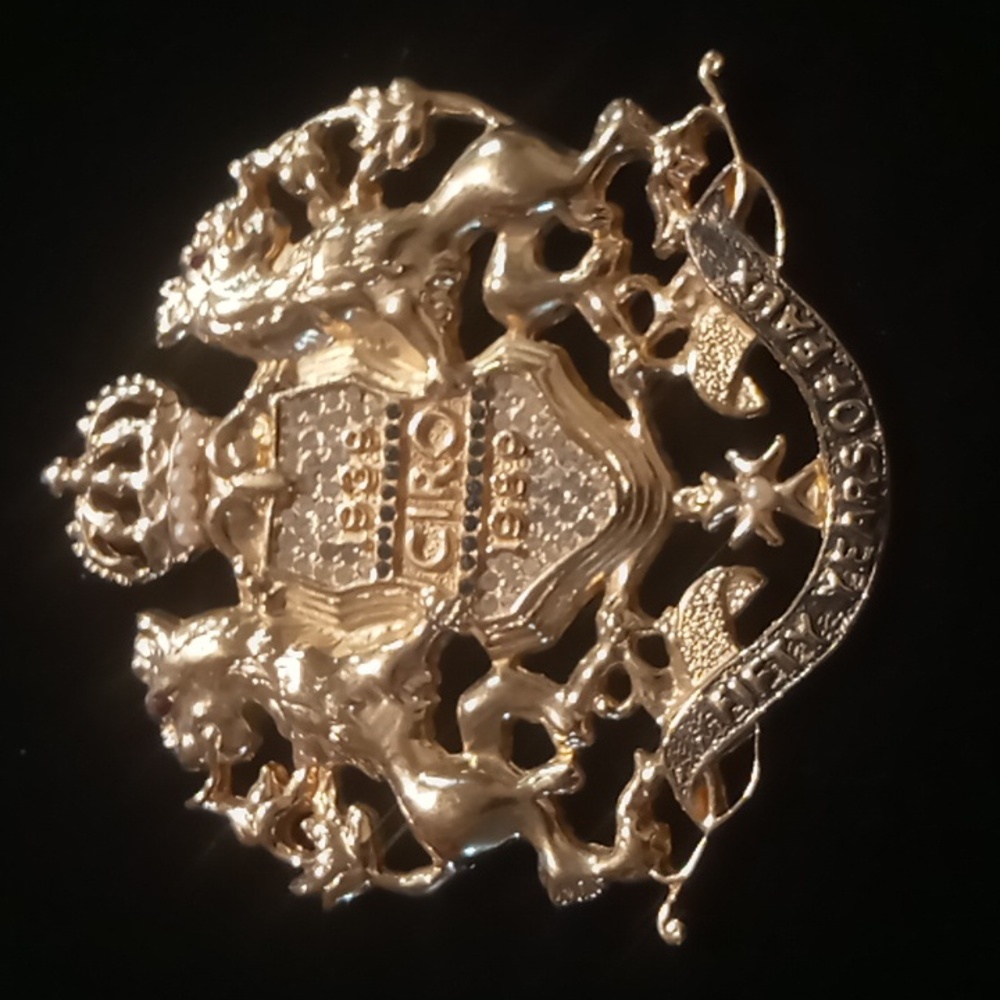 Ciro 50th anniversary Broach 1939-1989 red rhinestone faux pearl gold tone